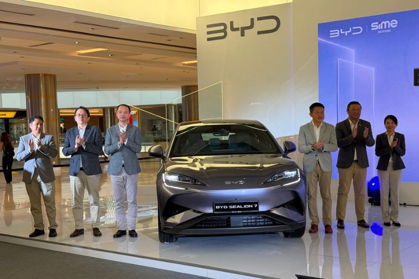 BYD Sealion 7