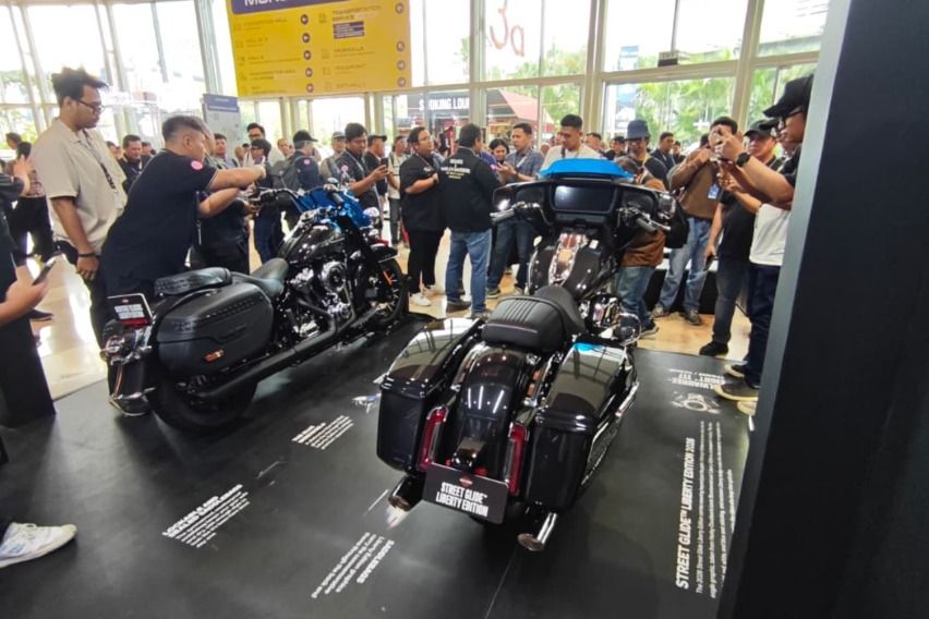 Harley-Davidson Rilis Street Glide dan Heritage Classic Liberty Edition 