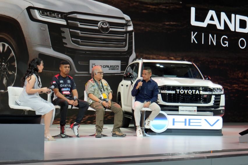 Toyota Land Cruiser at GIIAS 2026