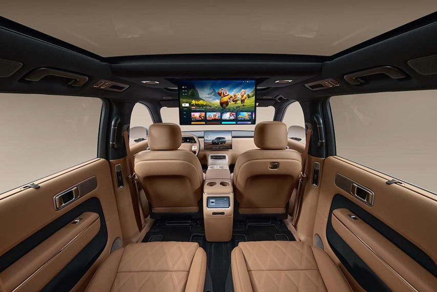 Xiaomi Skynomad interior view