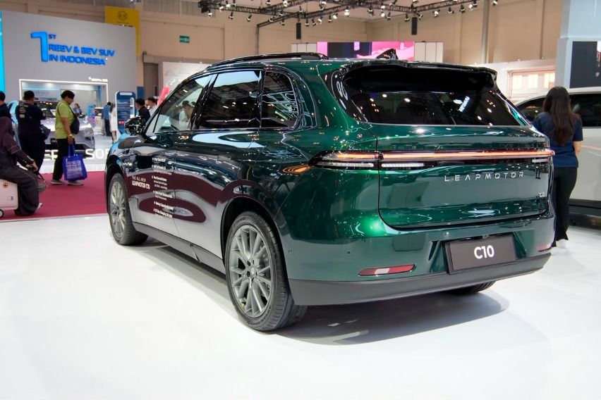 Leapmotor C10