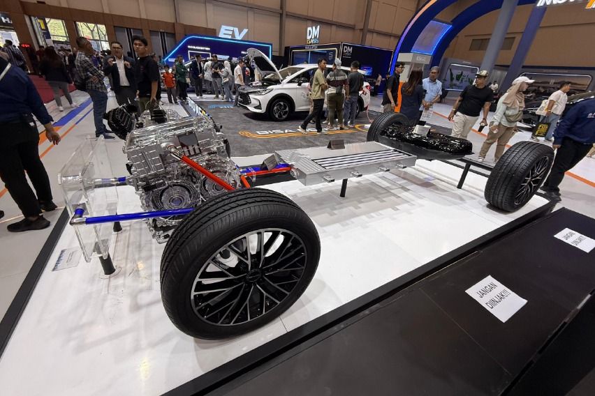 Sasis BYD M6 DM