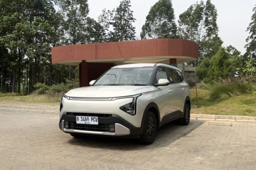 Kia Carens Manual Meluncur di Indonesia, MPV Terjangkau Ini Bidik Keluarga dan Pasar Fleet
