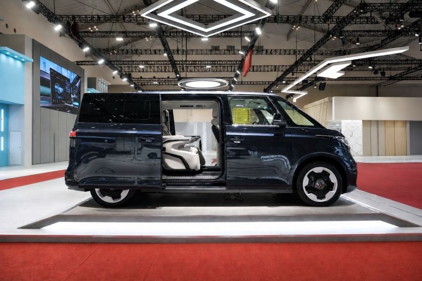 Volkswagen ID. Buzz &lsquo;The Icon Collection pintu geser