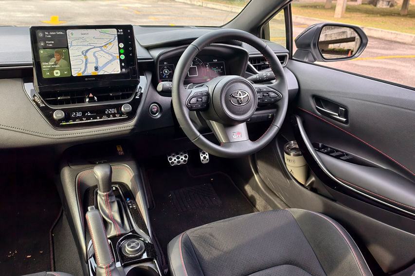 Toyota GR Corolla Automatic steering wheel view