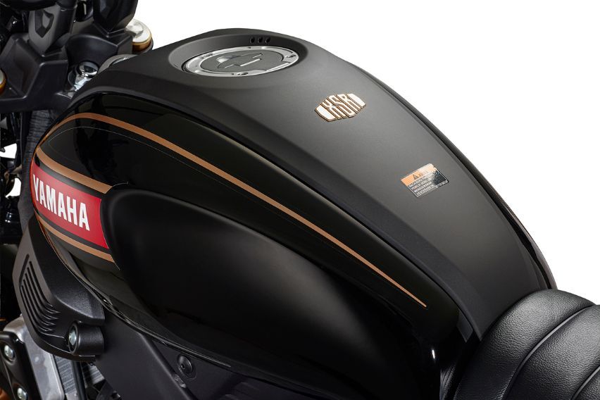 Yamaha XSR155 tank