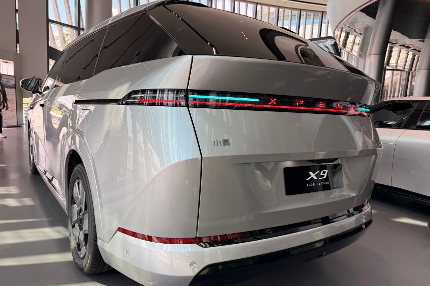 X9 2