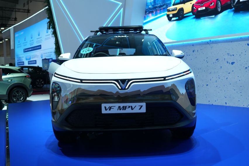 VinFast VF MPV 7 GIIAS 2026 muka