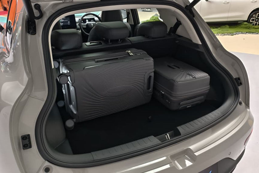 GWM ORA 5 HEV boot space view
