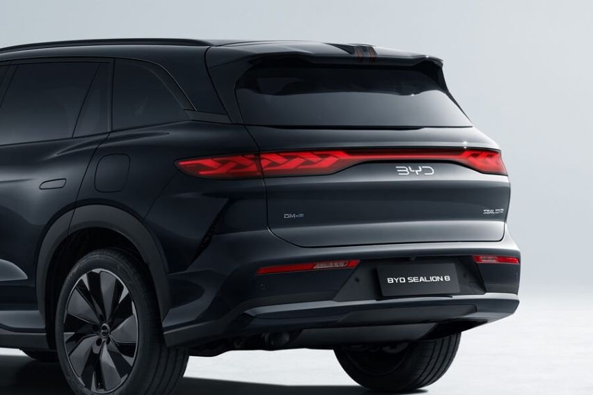 rear BYD Sealion 8 series