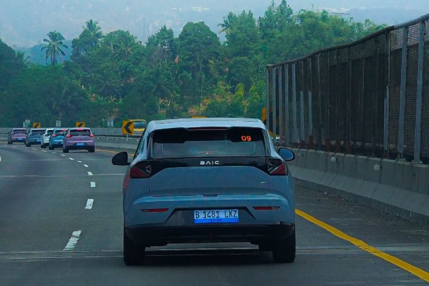 BAIC T1