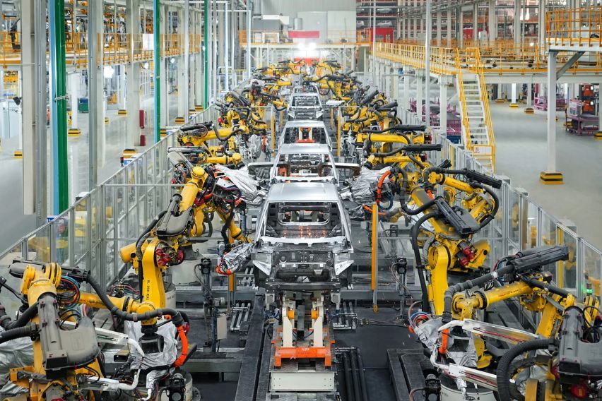 China auto industry sees 81% export increase for Jul. 2026