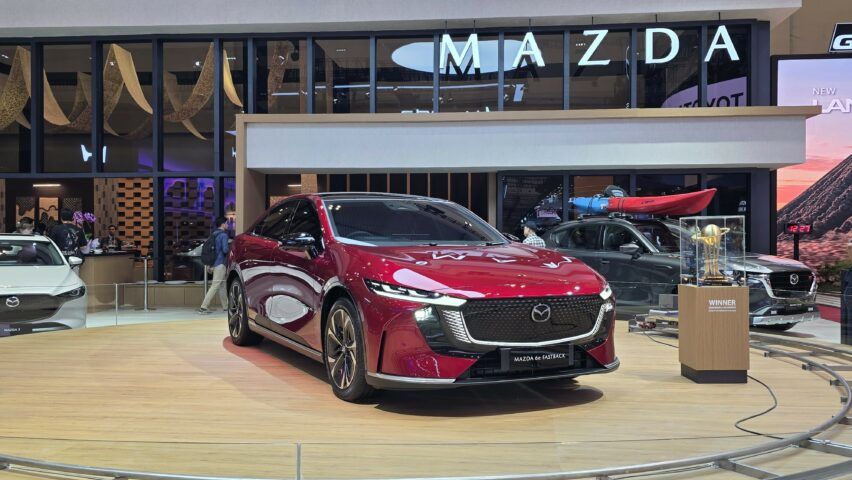 Mazda 6e Fastback, Saat Mazda Membawa DNA Jinba-Ittai ke Era Mobil Listrik