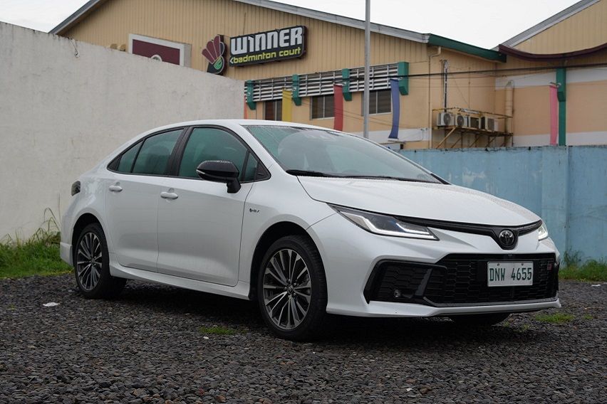 Toyota Corolla Altis GRS HEV