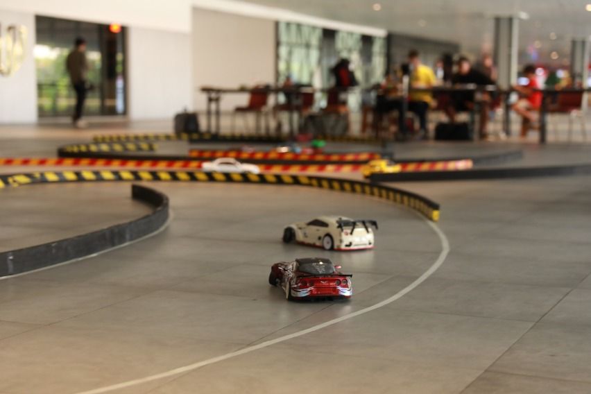 Serunya Balap RC Drift dan Modifikasi Hot Wheels di Autovaganza 2026