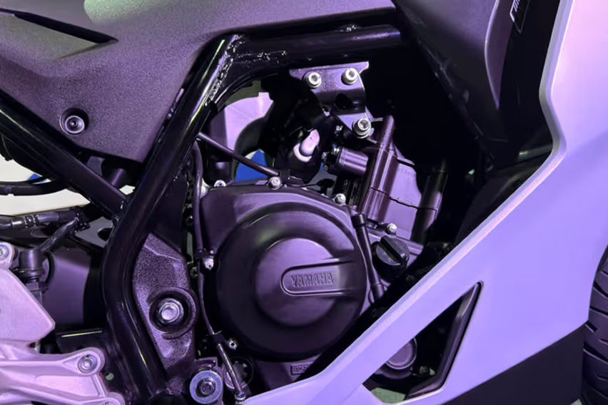 Yamaha YZF-R2 engine
