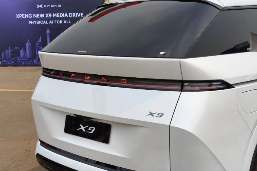 review Xpeng New X9