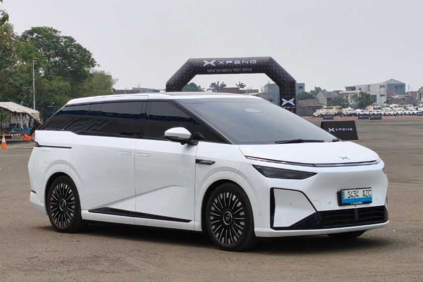 First Drive Xpeng New X9: Sarat Fitur Canggih yang Sangat Memudahkan