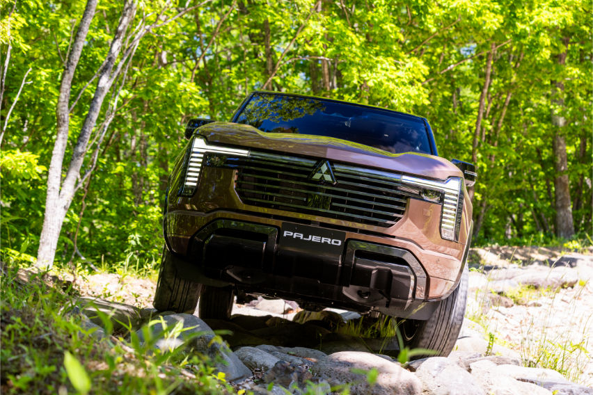 New Mitsubishi Pajero