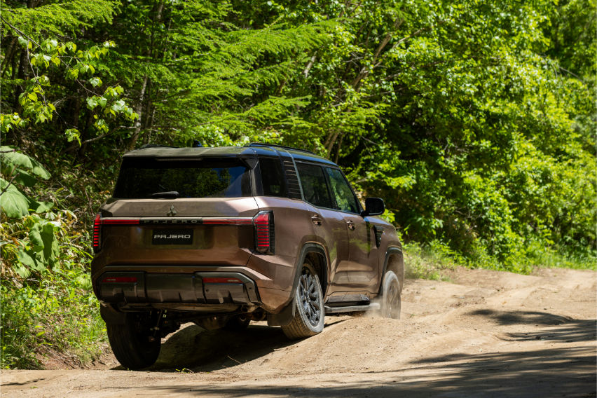 New Mitsubishi Pajero