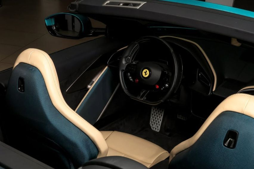 Ferrari Amalfi Spider interior