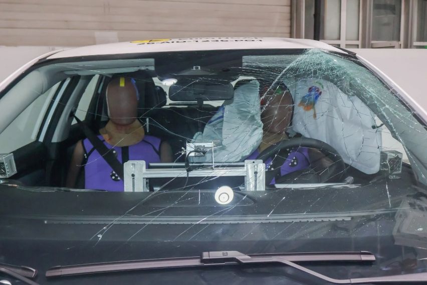 Euro NCAP Crash & Safety Tests of AION UT 2026 (4)