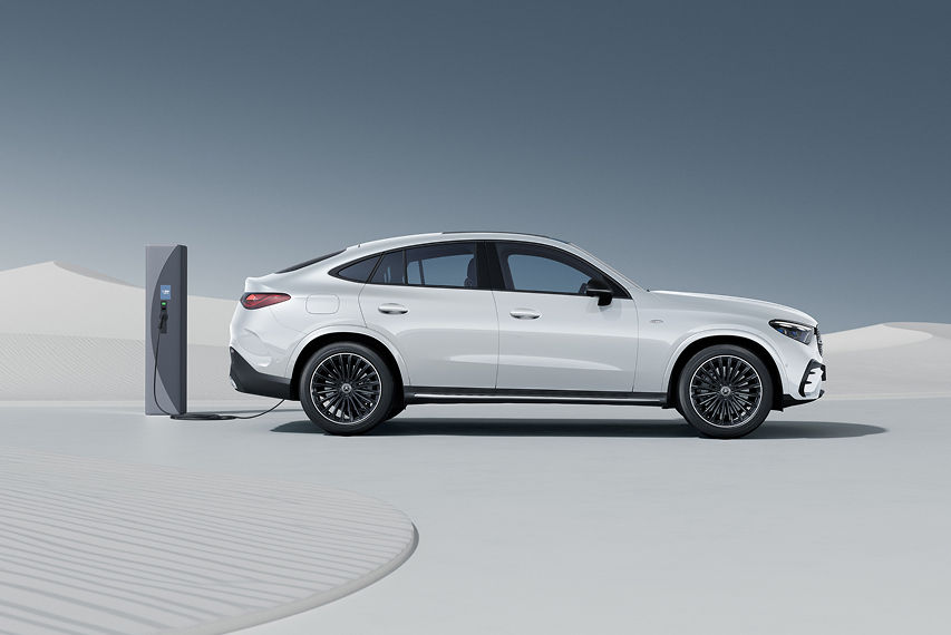 Mercedes-Benz GLC 350e Coup&eacute; Nightfall Edition side profile view