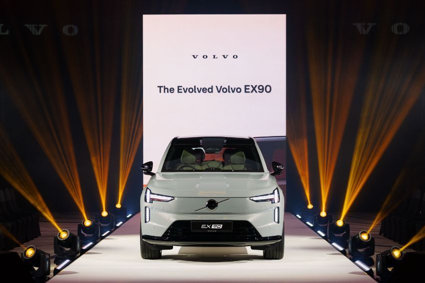 Volvo EX90: Old vs New - What’s changed in the 2026 update?
