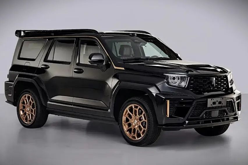 GWM Tank 700 LWB 