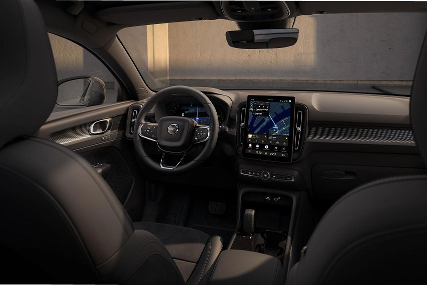 Volvo XC40 interior update 2026 