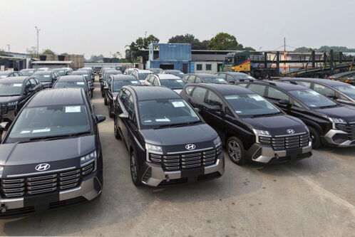 Hyundai Stargazer Malaysia: First 300 units arrive ahead of launch