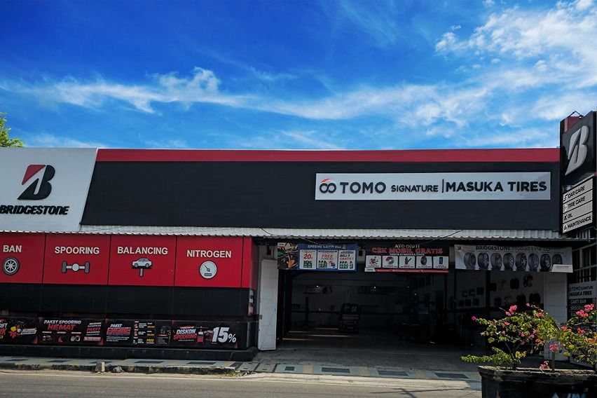 Bridgestone Resmikan TOMO Signature Pertama di Jawa Timur