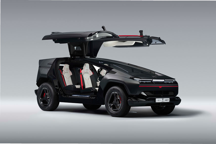 CEER Exobot SUV view