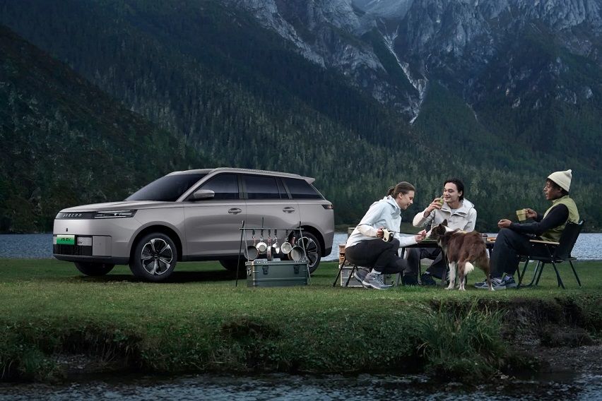 J5 EV Camping