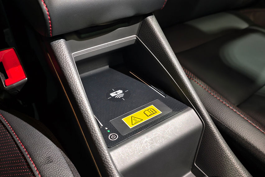 2026 Honda City facelift wireless charger view