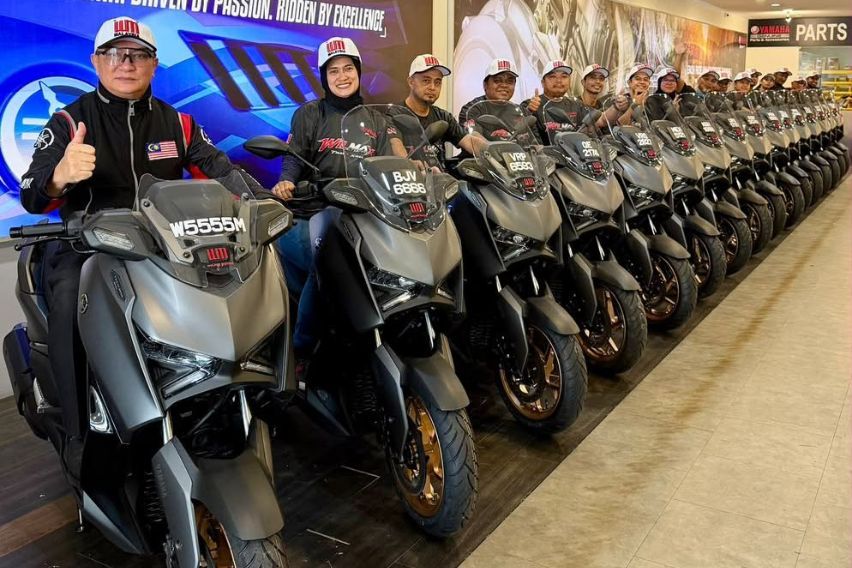 Yamaha XMax 300 Tech Max rollout begins; first 200 units handed over to customers