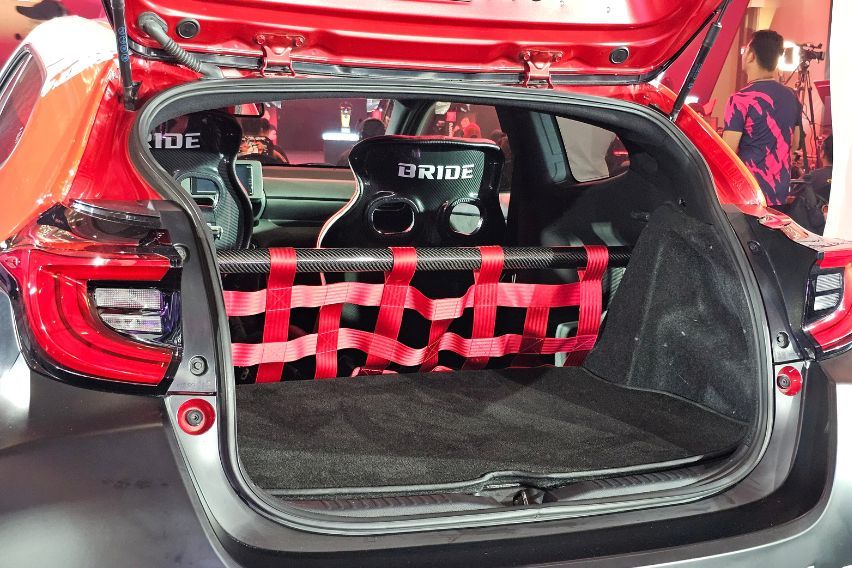 GR Yaris 4