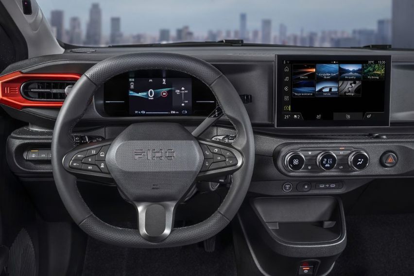 Nissan PIXO interior