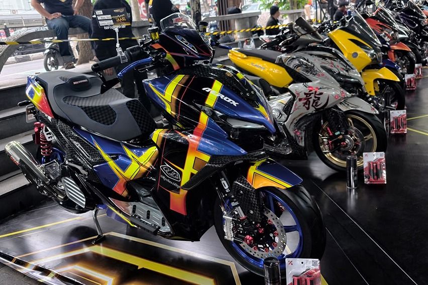 Yamaha Customaxi