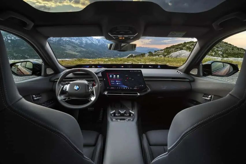 2027 BMW 3 Series cabin
