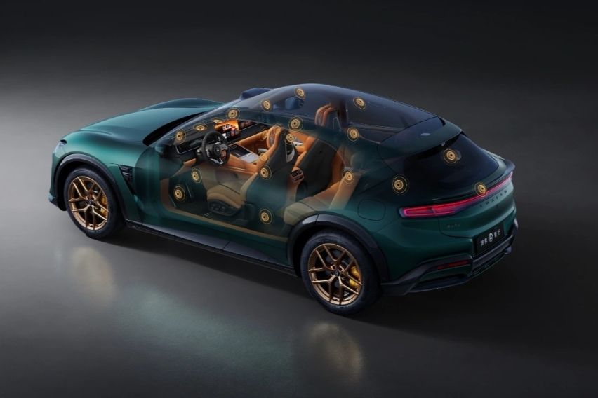 The Luxeed RX rear