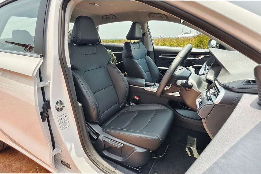 Proton S70 Prime front seats view