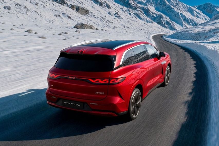 BYD Atto 8