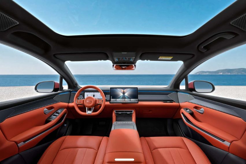 BYD Atto 8 interior
