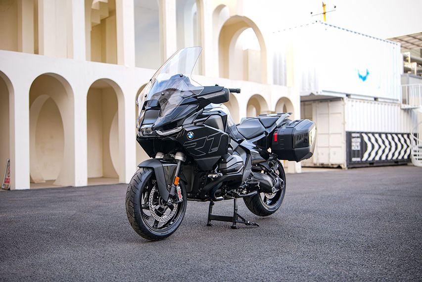 BMW R 1300 RT Black 