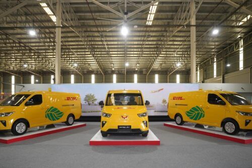 Wuling Mitra EV Dipakai DHL Express, 30 Unit Blind Van Long Range Mulai Beroperasi