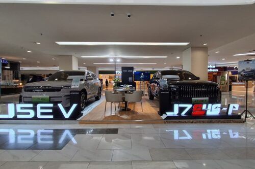 OMODA &amp; JAECOO Indonesia Gelar Pameran di Kota Kasablanka, Pamerkan JAECOO J5 EV dan J7 SHS-P 