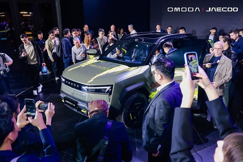 Omoda X