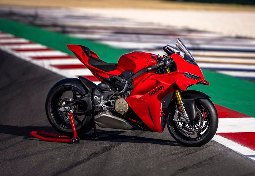 Ducati Panigale V4 2027