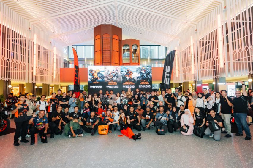 2026 KTM 990 RC R and 1390 Super Adventure series launched in Malaysia